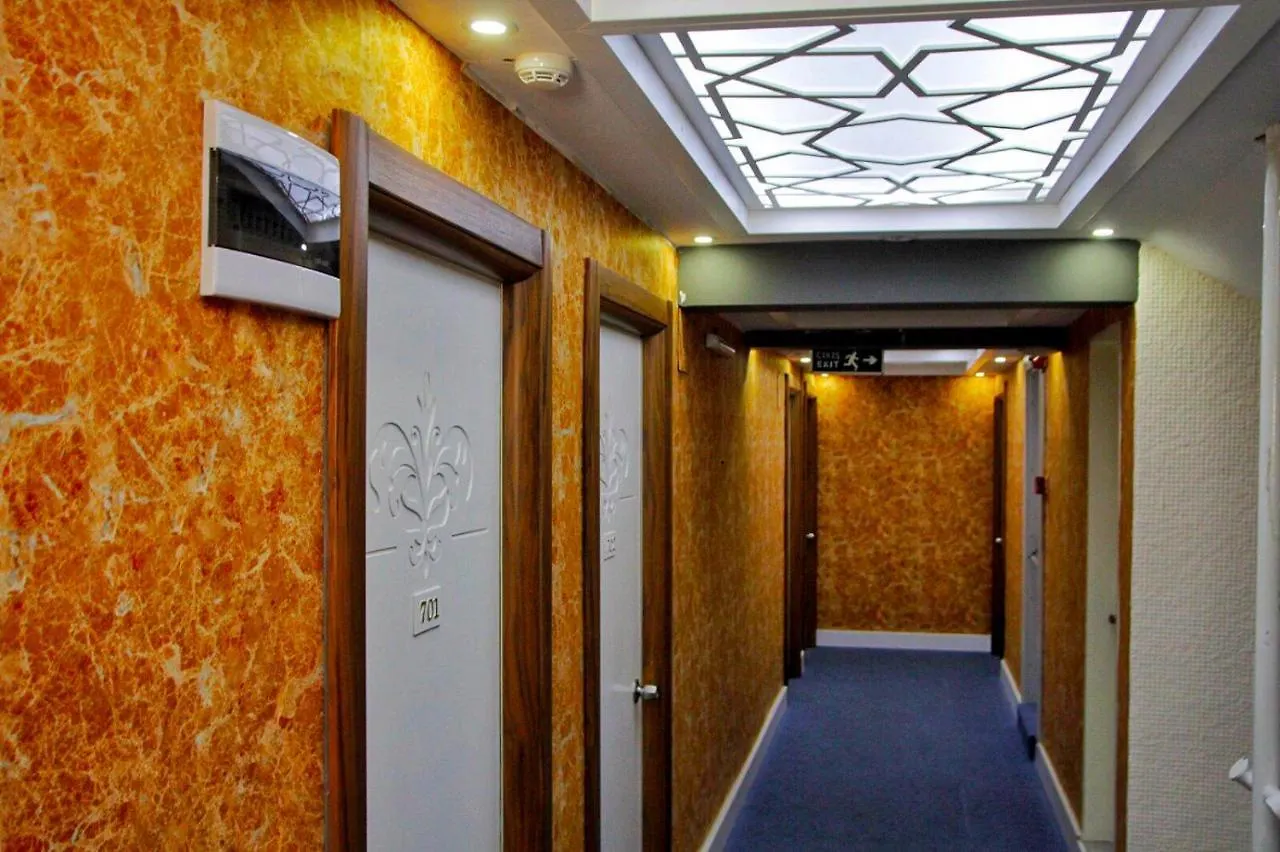 Wox Ew Hotel Izmir Bed & Breakfast